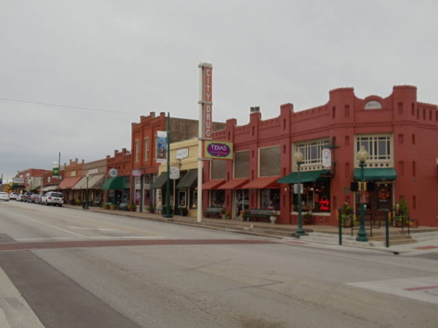 Grapevine Commercial Historic District on Main Street